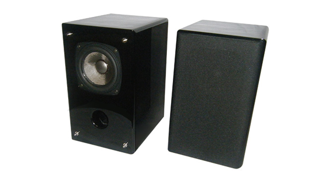 Model 4722 Fullrange Speaker System 